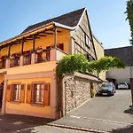 Couette-café Les - La Cour St Fulrad Saint-Hippolyte (Haut-Rhin)