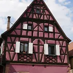 Couette-café Les - La Cour St Fulrad 3*