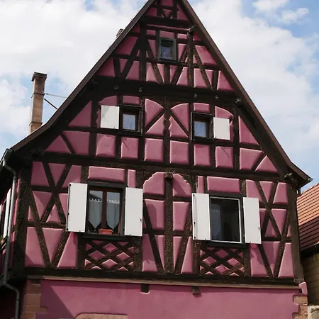 Nocleg ze śniadaniem Les - La Cour St Fulrad 3*