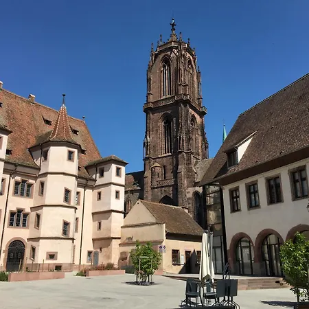 Les - La Cour St Fulrad Couette-café