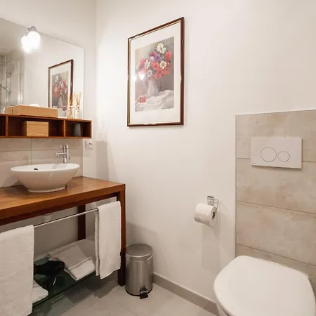Les - La Cour St Fulrad 3* 상띠뽈리뜨