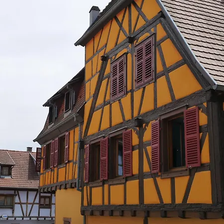 Les - La Cour St Fulrad Saint-Hippolyte (Haut-Rhin)
