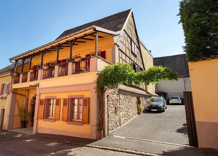 فندق مبيت وإفطار Les - La Cour St Fulrad سانت هيبوليت